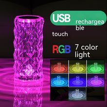 Carica l'immagine nel visualizzatore di Gallery, Lampada da tavolo a LED creativa con atmosfera a forma di rosa di cristallo

