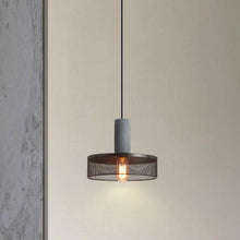 Carica l'immagine nel visualizzatore di Gallery, American Country Vintage Industrial Style Cement Chandelier
