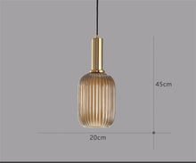 Carica l'immagine nel visualizzatore di Gallery, Lampada Sospesa in Vetro Rigato e Ottone – Eleganza Retro Contemporanea
