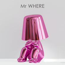 Carica l'immagine nel visualizzatore di Gallery, Lampada da Tavolo Mr WHO – Design Scultoreo Dorato
