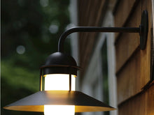 Carica l'immagine nel visualizzatore di Gallery, Minimalist Retro Outdoor Waterproof Wall Lamp
