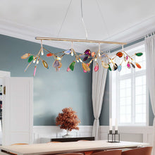 Carica l'immagine nel visualizzatore di Gallery, Lampadario Onice Multicolor – Design Scultoreo con Pietre Naturali
