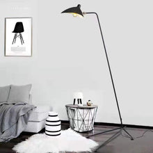 Carica l'immagine nel visualizzatore di Gallery, Modern And Unique Duck Tongue Simple Bedroom Study Stand Lamp
