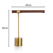 Carica l'immagine nel visualizzatore di Gallery, Individual wood grain table lamp

