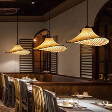 Carica l'immagine nel visualizzatore di Gallery, Creative Straw Hat B &amp; B Hot Pot Restaurant Tea Room Clothing Store Simple Restaurant Japanese Lotus Lamp
