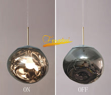 Carica l'immagine nel visualizzatore di Gallery, Lampada a Sospensione Riflettente Contemporaneo – Ispirata al Design  Melt Style

