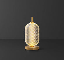 Carica l'immagine nel visualizzatore di Gallery, Lampada da tavolo per camera da letto, lampada da comodino a LED semplice e creativa

