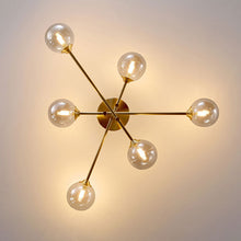 Carica l'immagine nel visualizzatore di Gallery, Lampadario in rame elettrolitico con 6 o 8 paralumi in vetro per illuminazione a soffitto
