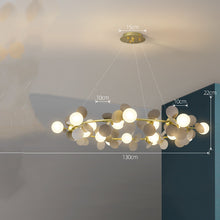 Carica l'immagine nel visualizzatore di Gallery, Lampadario Moderno a Sfere con Dettagli Decorativi – Stile Nordico da 130 cm
