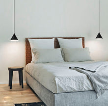 Carica l'immagine nel visualizzatore di Gallery, Dining Room Lamp Modern Bar Counter Dining Room Personality Chandelier
