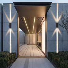 Carica l'immagine nel visualizzatore di Gallery, Artistic Wall Lamp Outdoor Waterproof Beam Light Double-headed Outdoor Wall Lamp Gate Wall Washer Spotlight Stairs

