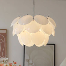 Carica l'immagine nel visualizzatore di Gallery, Modern French Simplicity Glass Pine Ceiling Light
