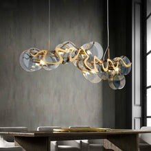 Carica l'immagine nel visualizzatore di Gallery, Lampadario Nuvola in Vetro Fumé e Ottone
