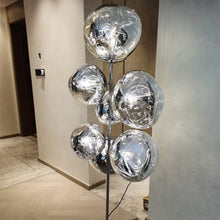 Carica l'immagine nel visualizzatore di Gallery, Modern Minimalist Living Room Light Luxury Standing Floor Lamp
