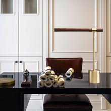 Carica l'immagine nel visualizzatore di Gallery, Nordic Creative Simple Wood Grain Desk Lamp
