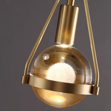 Carica l'immagine nel visualizzatore di Gallery, Lampada in Rame e Cristallo
