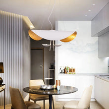 Carica l'immagine nel visualizzatore di Gallery, Nordic Postmodern Creative Flying Saucer Living Room Chandelier Art
