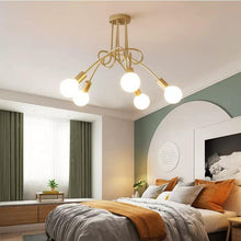 Carica l'immagine nel visualizzatore di Gallery, Lampadario Moderno a Bracci Curvi – Design Minimal per Zona Notte e Living
