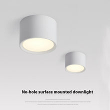 Carica l&#39;immagine nel visualizzatore di Gallery, Plafoniera Moderna Bianca in Vetro Soffiato
