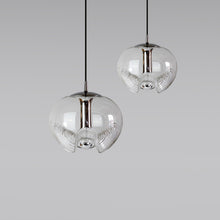 Carica l'immagine nel visualizzatore di Gallery, Lampada Sospesa “Goccia Soffiata” – LED Minimal in Vetro Trasparente
