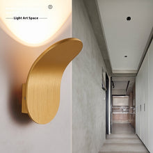 Carica l'immagine nel visualizzatore di Gallery, Living Room Creative Wall Light Bulb
