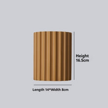 Carica l&#39;immagine nel visualizzatore di Gallery, Applique Nordica Macaron – Luci da Parete Colorate per Corridoio o Camera
