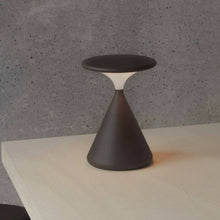 Carica l&#39;immagine nel visualizzatore di Gallery, Lampada da Tavolo Salt Style – Design Wireless by Tobias Grau
