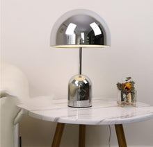 Carica l'immagine nel visualizzatore di Gallery, Mushroom Living Room Bedroom Bedside Rose Gold Exhibition Hall Lamp
