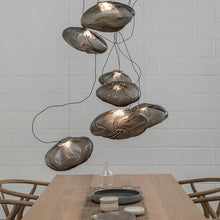 Carica l'immagine nel visualizzatore di Gallery, Lampadario Nuvole di Vetro – Design Postmoderno di Lusso
