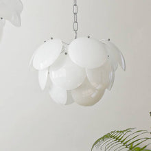 Carica l'immagine nel visualizzatore di Gallery, Modern French Simplicity Glass Pine Ceiling Light
